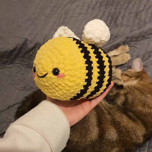 Abeille Jaune & Noir (35€)